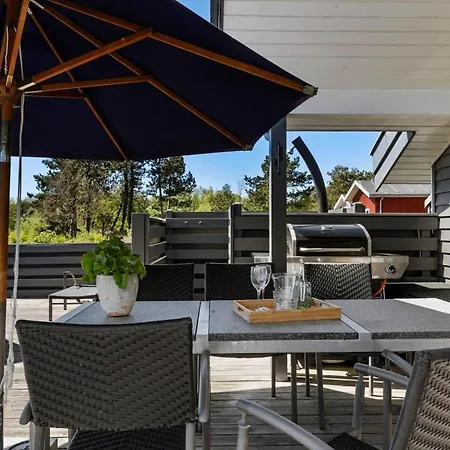 1405-aakirkeby-holsteroddevej-22 *